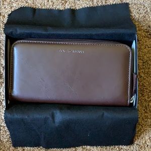 Dolce & Gabbana accordion wallet